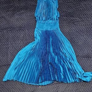 Elegant Blue Pleated Maxi Dress